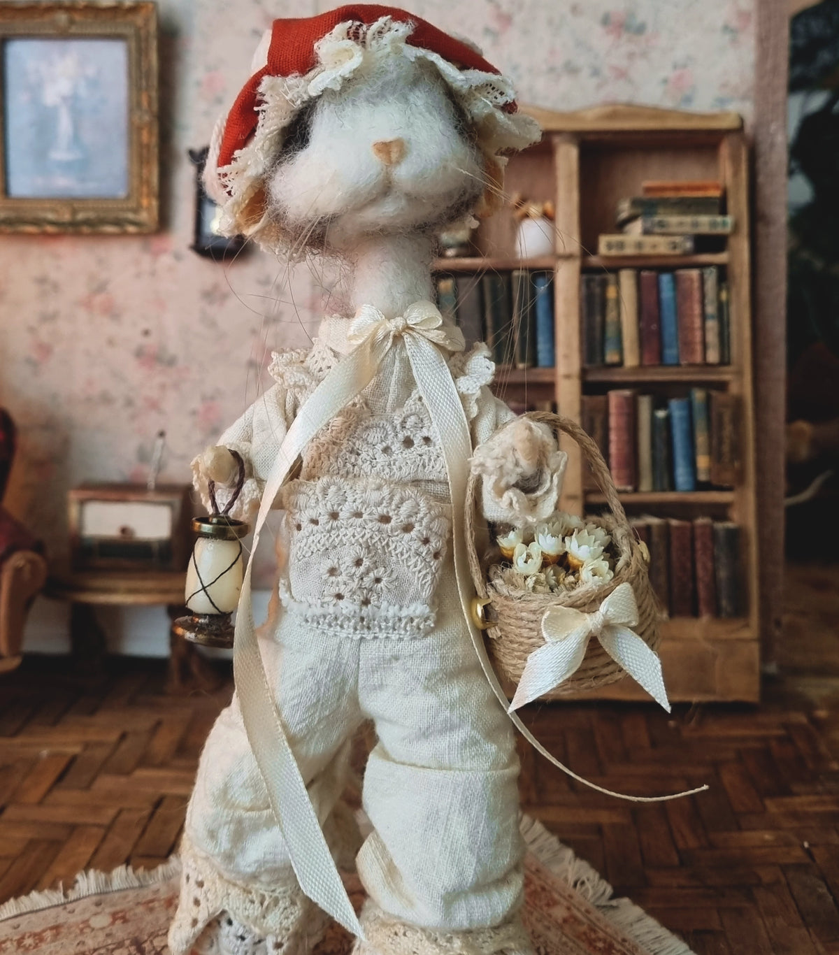 Mary Ann | Needle Felted Wool Mouse