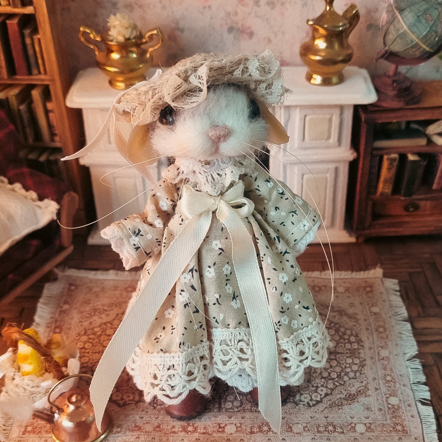 Hazel | Needle Felted Collectible Wool Mouse