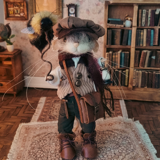Leander - Explorer Edition  | Needle Felted Collectible Wool Mouse