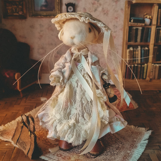 Winnifred | Needle Felted Collectible Wool Mouse
