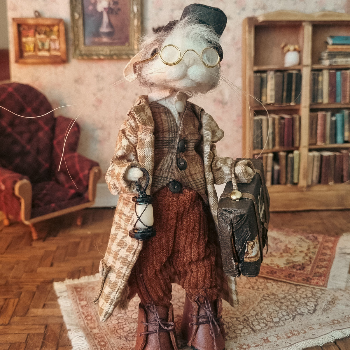 Lorien: Top Hat Edition | Needle Felted Collectible Wool Mouse