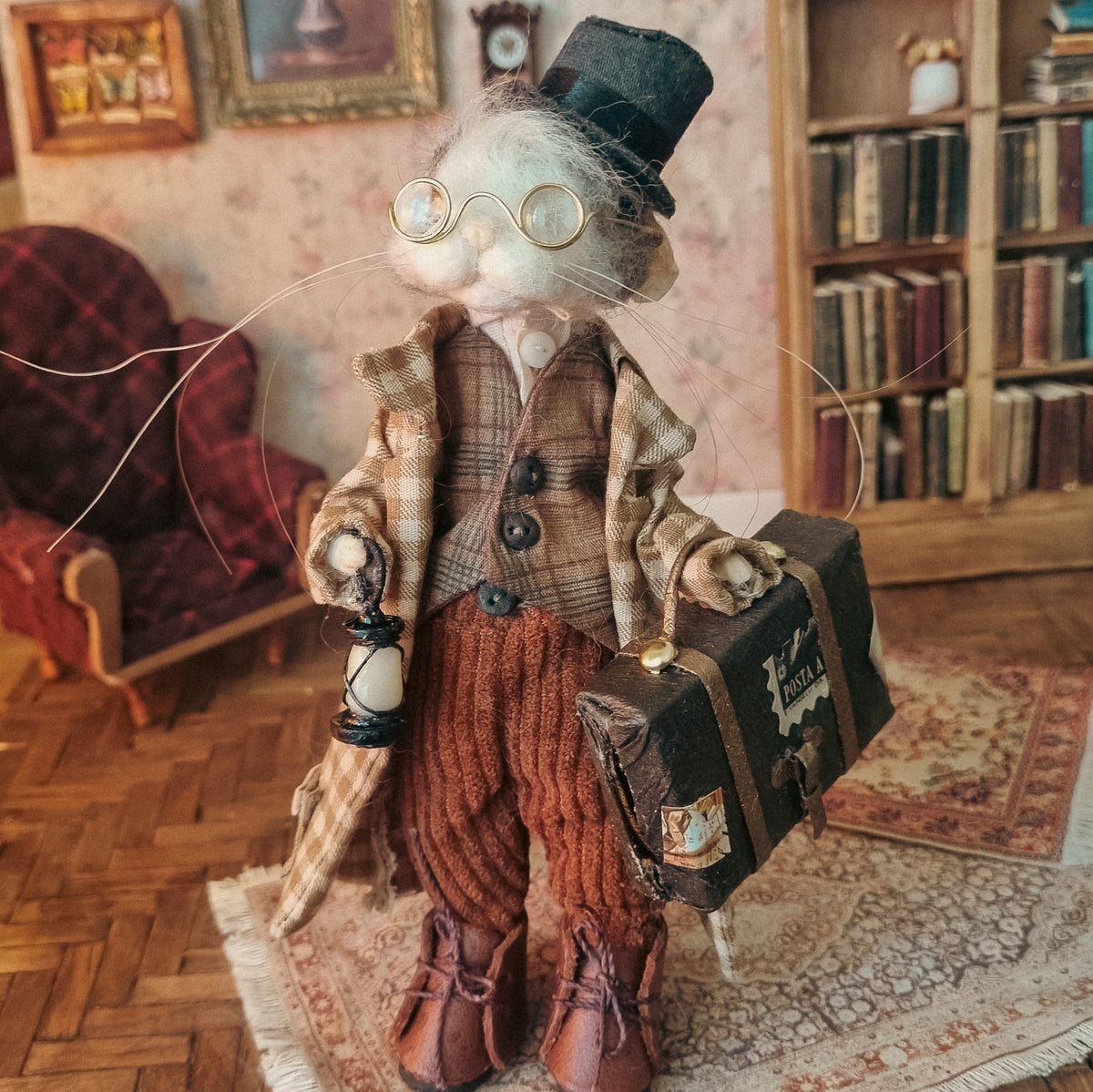 Lorien: Top Hat Edition | Needle Felted Collectible Wool Mouse