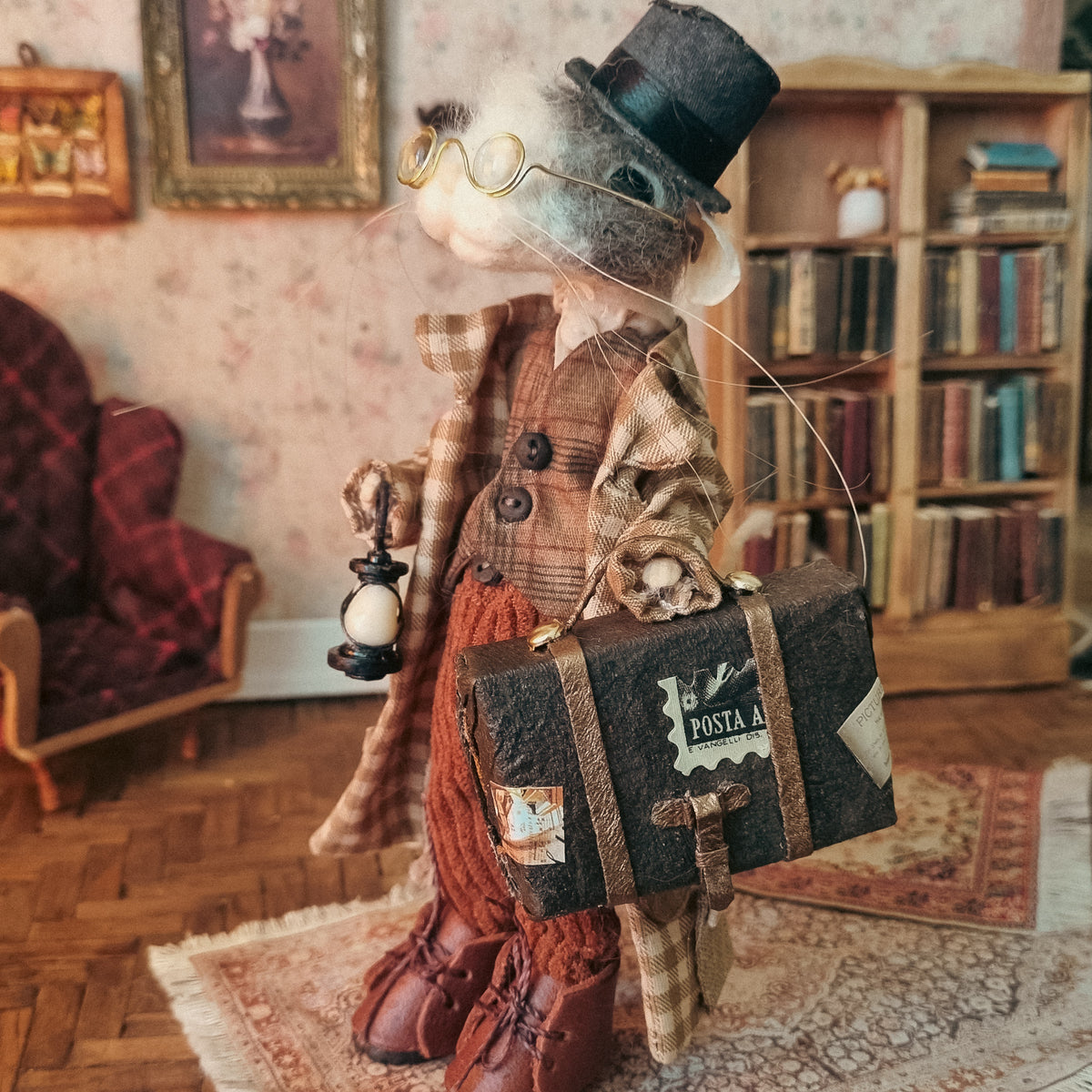 Lorien: Top Hat Edition | Needle Felted Collectible Wool Mouse
