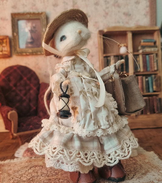 Mauve | Needle Felted Wool Mouse